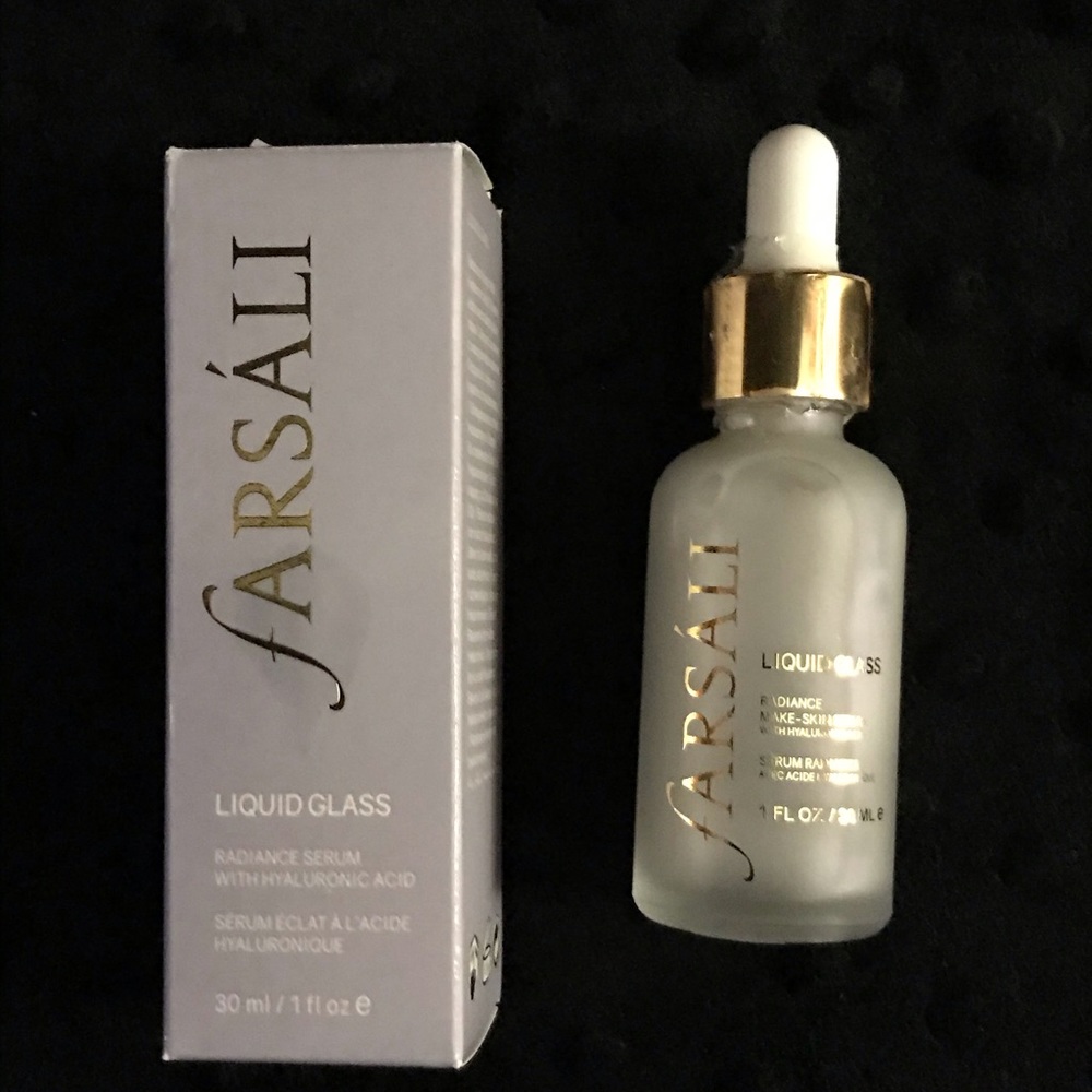 Farsáli liquid Glass